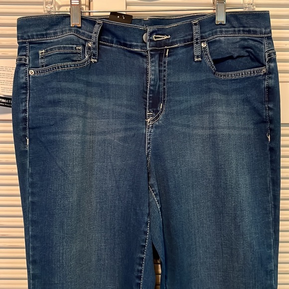 CALVIN KLEIN Power Stretch Ultimate Skinny Jeans - Picture 3 of 13